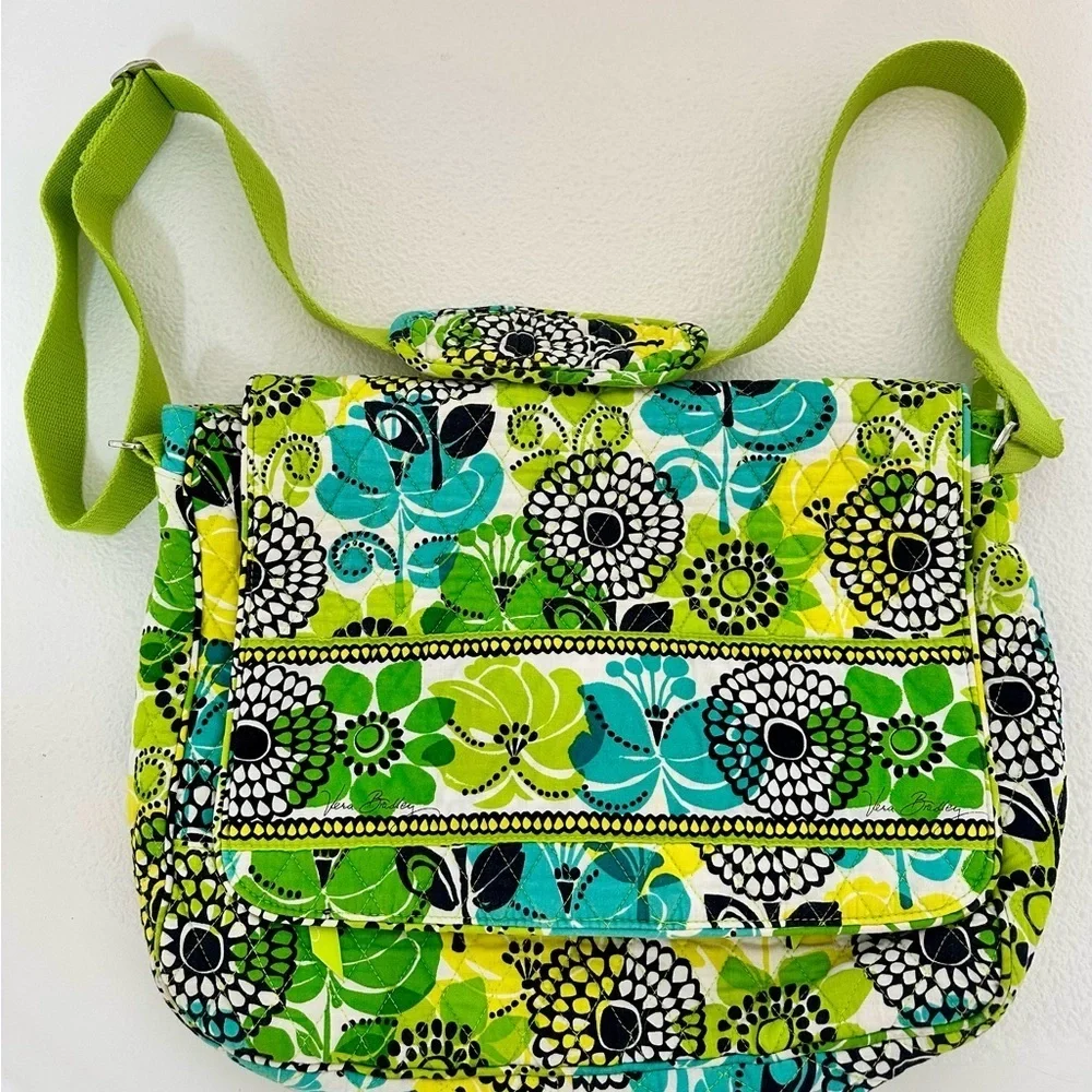 Vera Bradley Naturecore Limes Up Green Floral Quilted Laptop Bag Festival